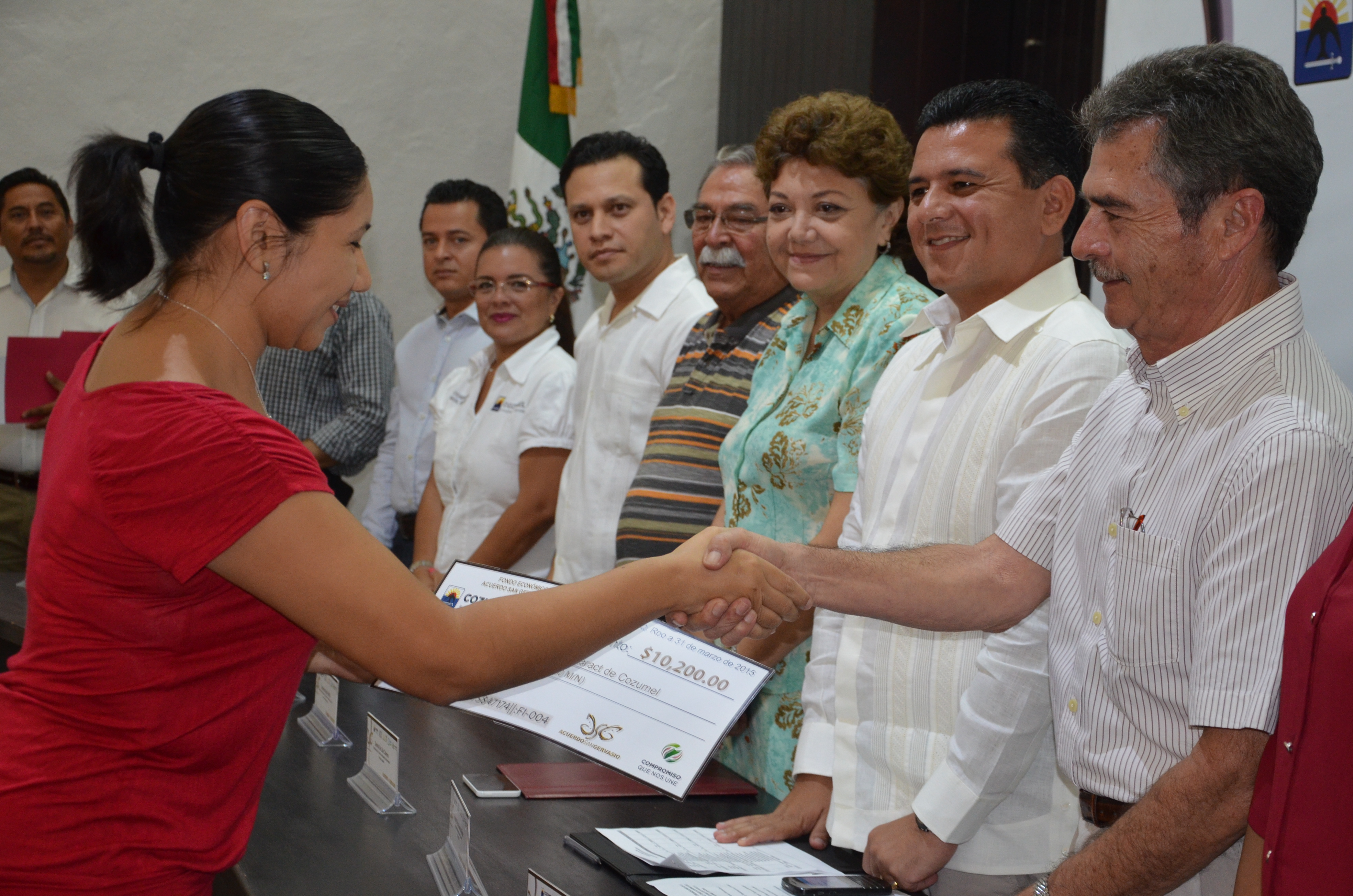 Fundación Cozumel aporta 300 mil pesos para financiar proyectos con enfoque de desarrollo de base 